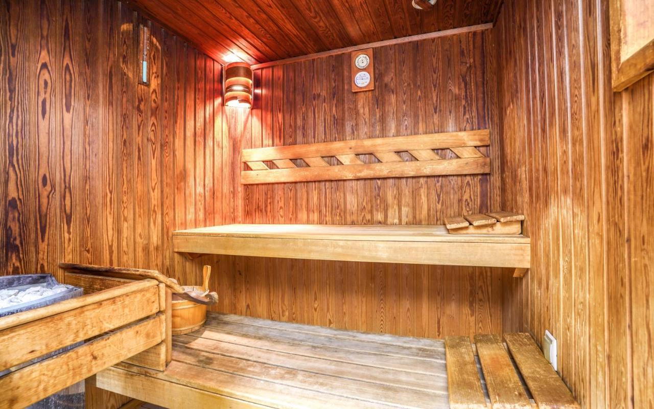 Hotel Erzsebet Heviz Bagian luar foto